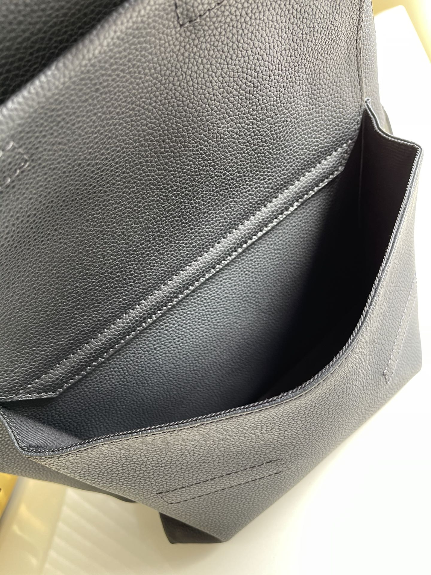 Top Quality Top Quality Aerogram Backpack Black For Men, Bags 43cm Top Quality M57079