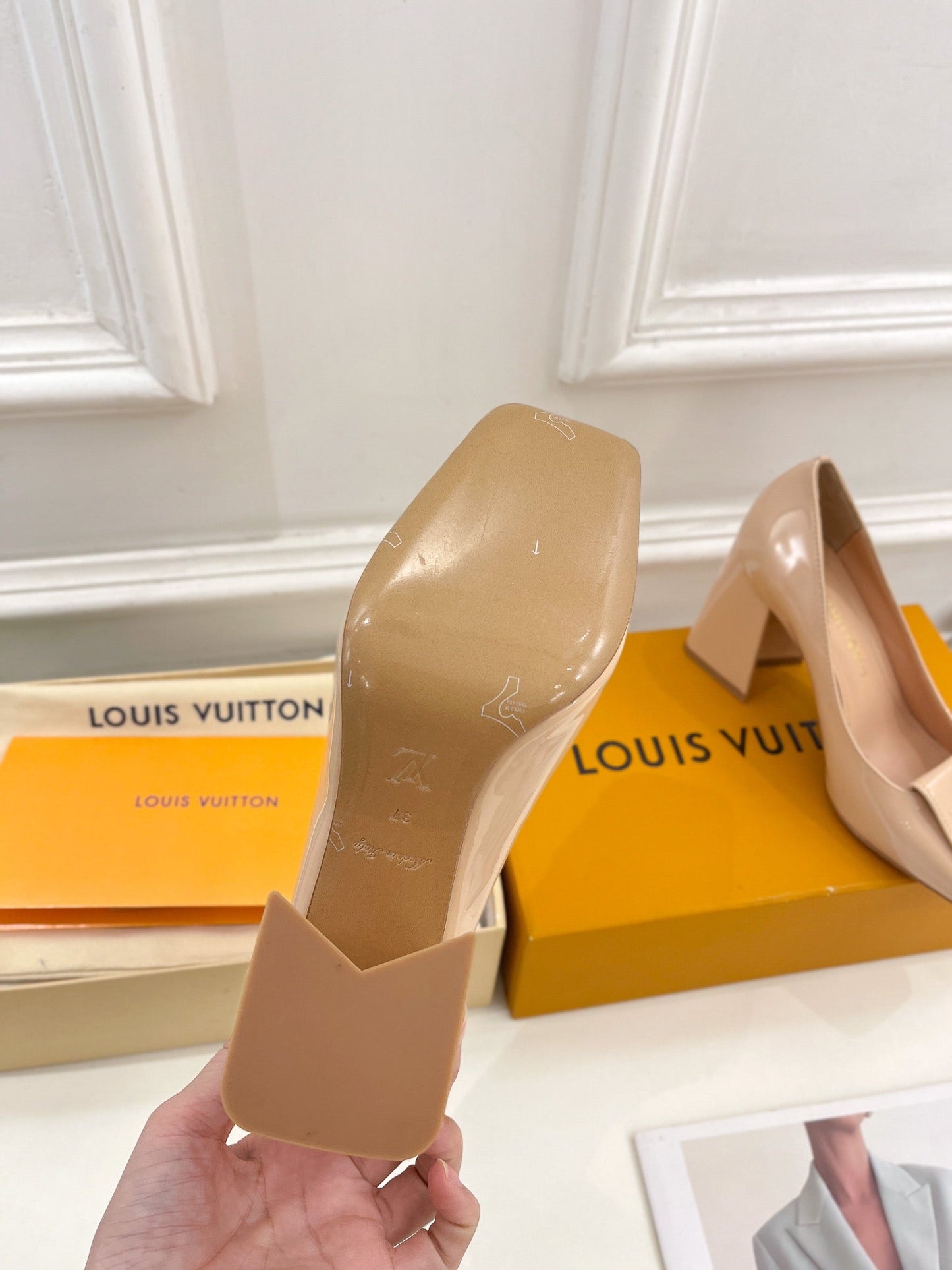 New 1:1 rep LUV High Heel Shoes 007