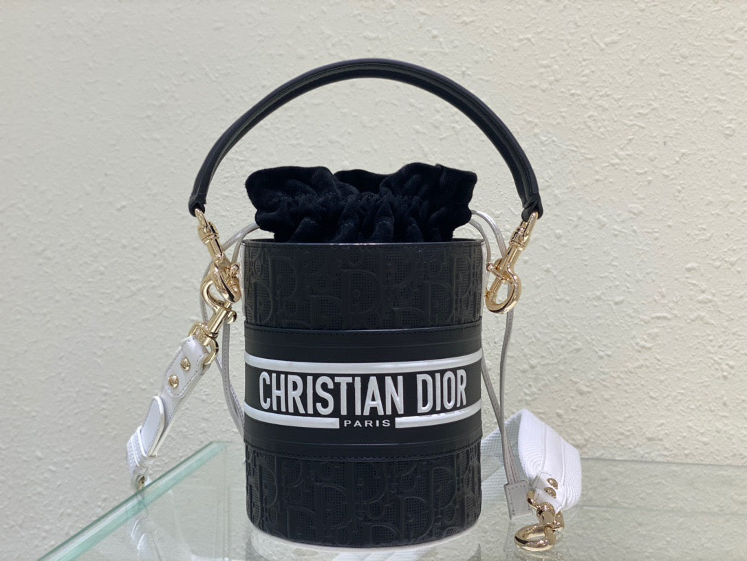 Top Quality Small Vibe Bucket Bag Black, For Women, Womens Handbags 5.5in/14cm CD