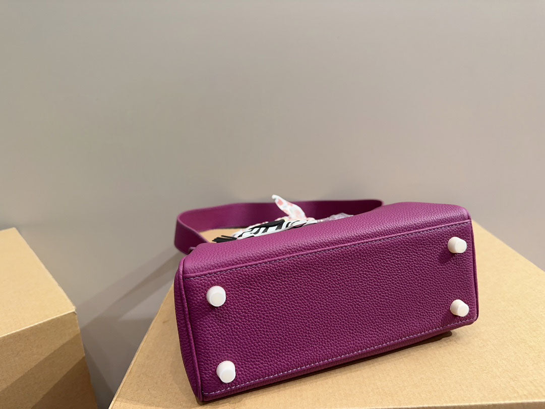 EN - New 1:1 rep  Bags HM 130