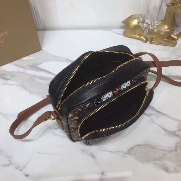 Top Quality Monogram Stripe E-Canvas Camera Bag Bridle Brown For Women, Bags 19.5cm/7.7cm