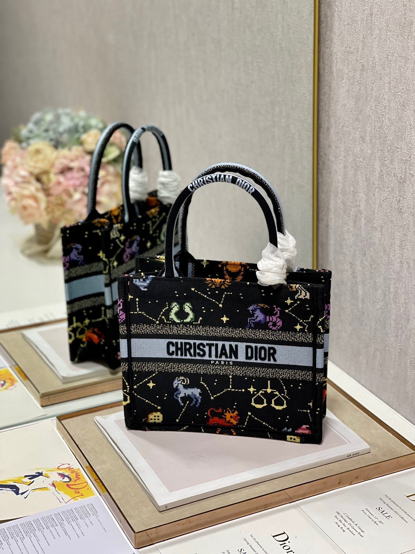 Top Quality Small Book Tote Black, For Women, Womens Handbags 26.5cm/10.5in CD