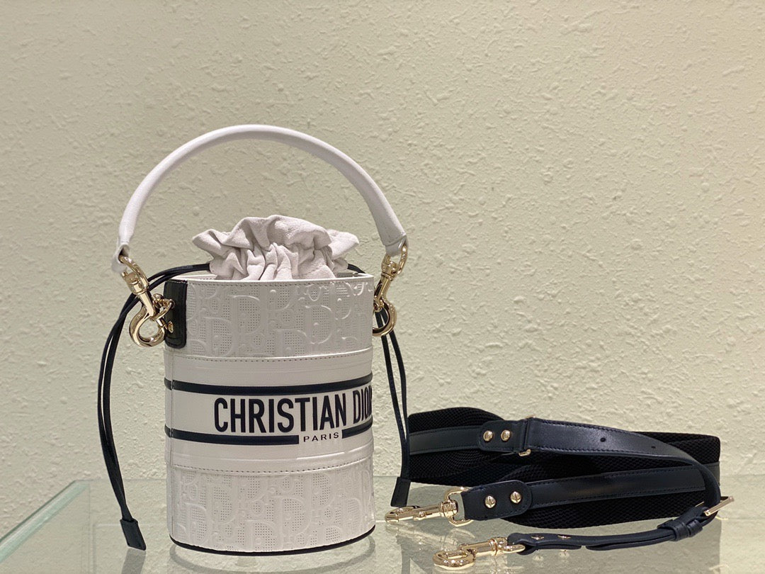 Top Quality Small Vibe Bucket Bag White, For Women, Womens Handbags 5.5in/14cm CD