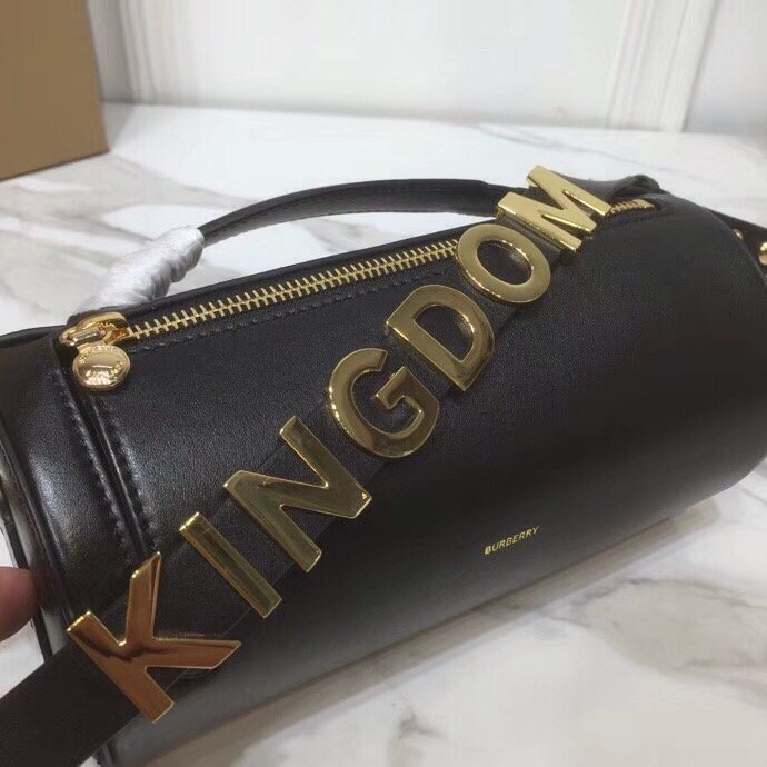 Top Quality The Kingdom Motif Barrel Bag In Black For Women, Bags 8.3in/21cm