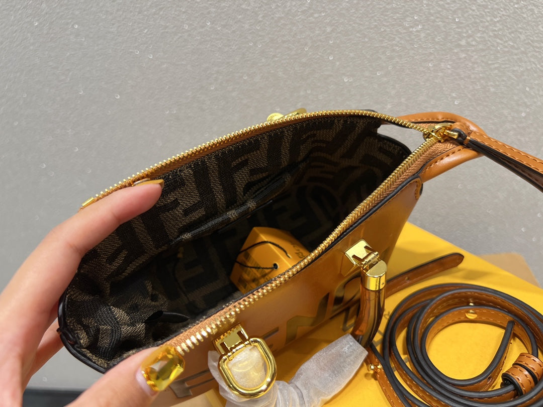EN - New 1:1 rep Lux Bags FEI 275