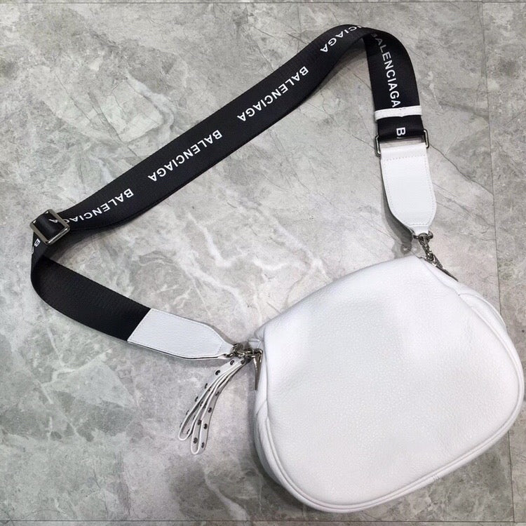 Top Quality Sling Bag In White, For Women,  Bags 9.1in/23cm