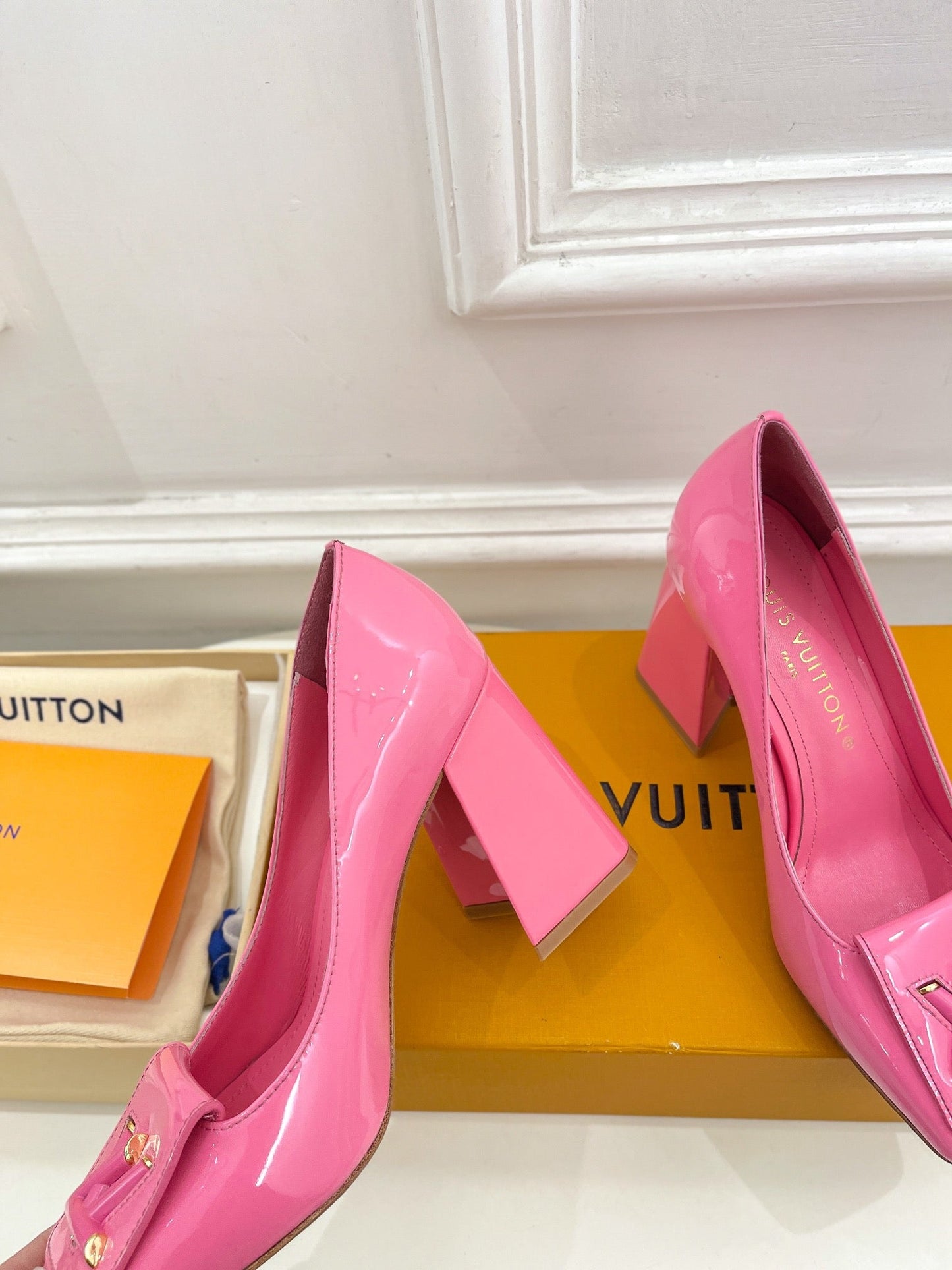 New 1:1 rep LUV High Heel Shoes 009