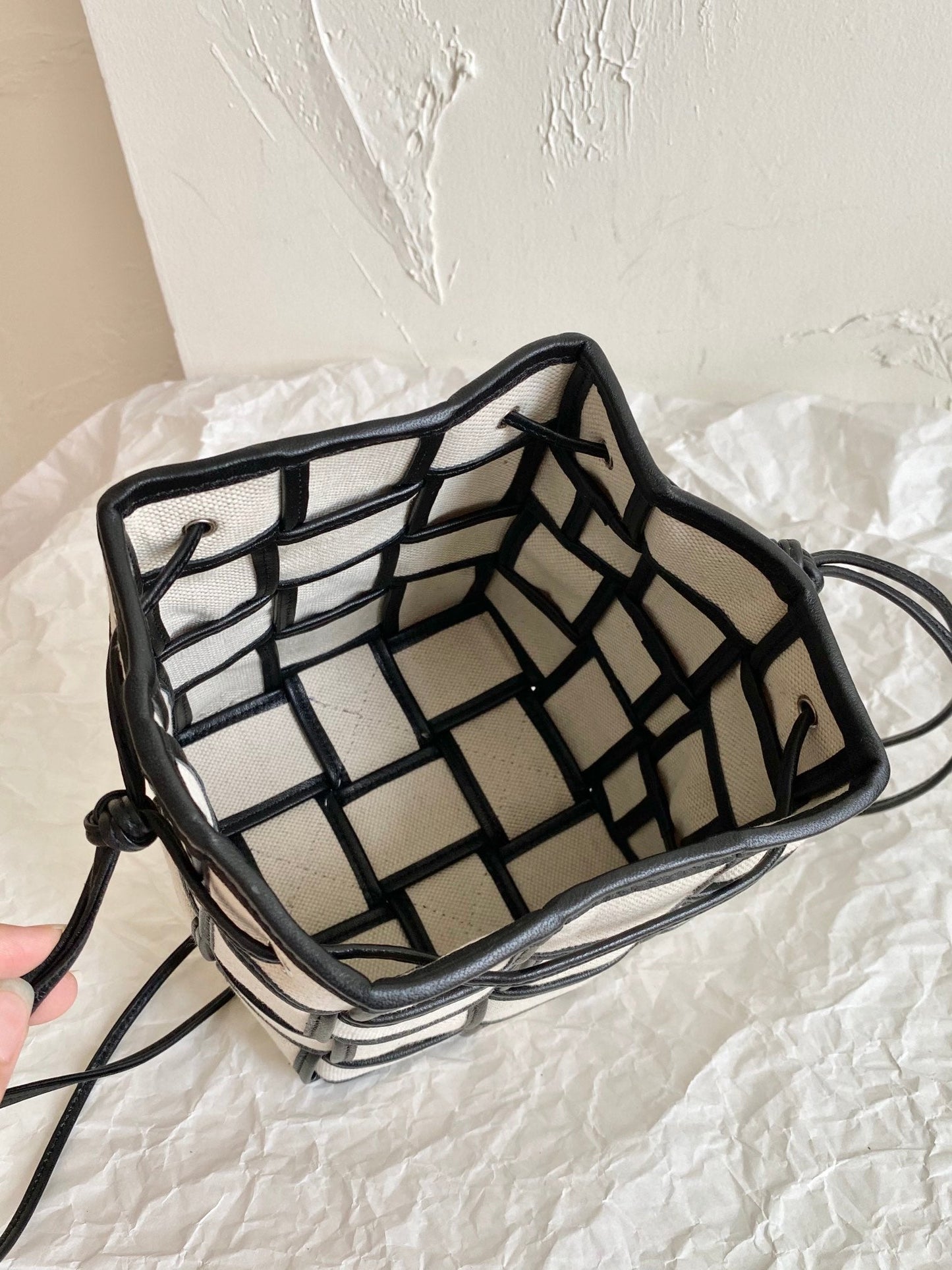 Top Quality Cassette Bucket Bag Beige And Black, For Women, Bags 5.5in/18cm 714608VMBN39811