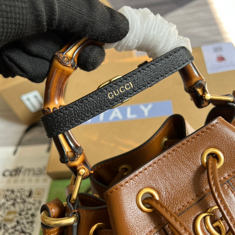 Top Quality -  Bags - 1011