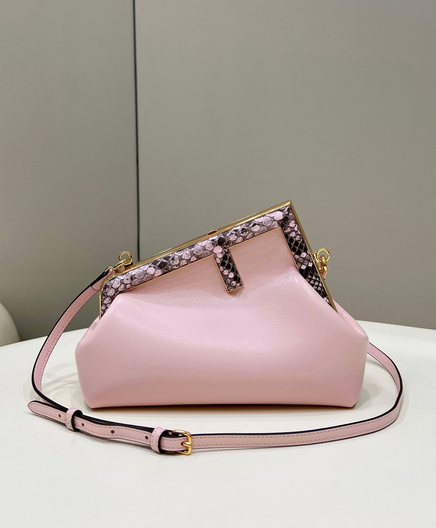 Top QualityTop Quality Top QualityTop Qualityrst Small Pink and Pink python Bag For Woman 26cm/10in