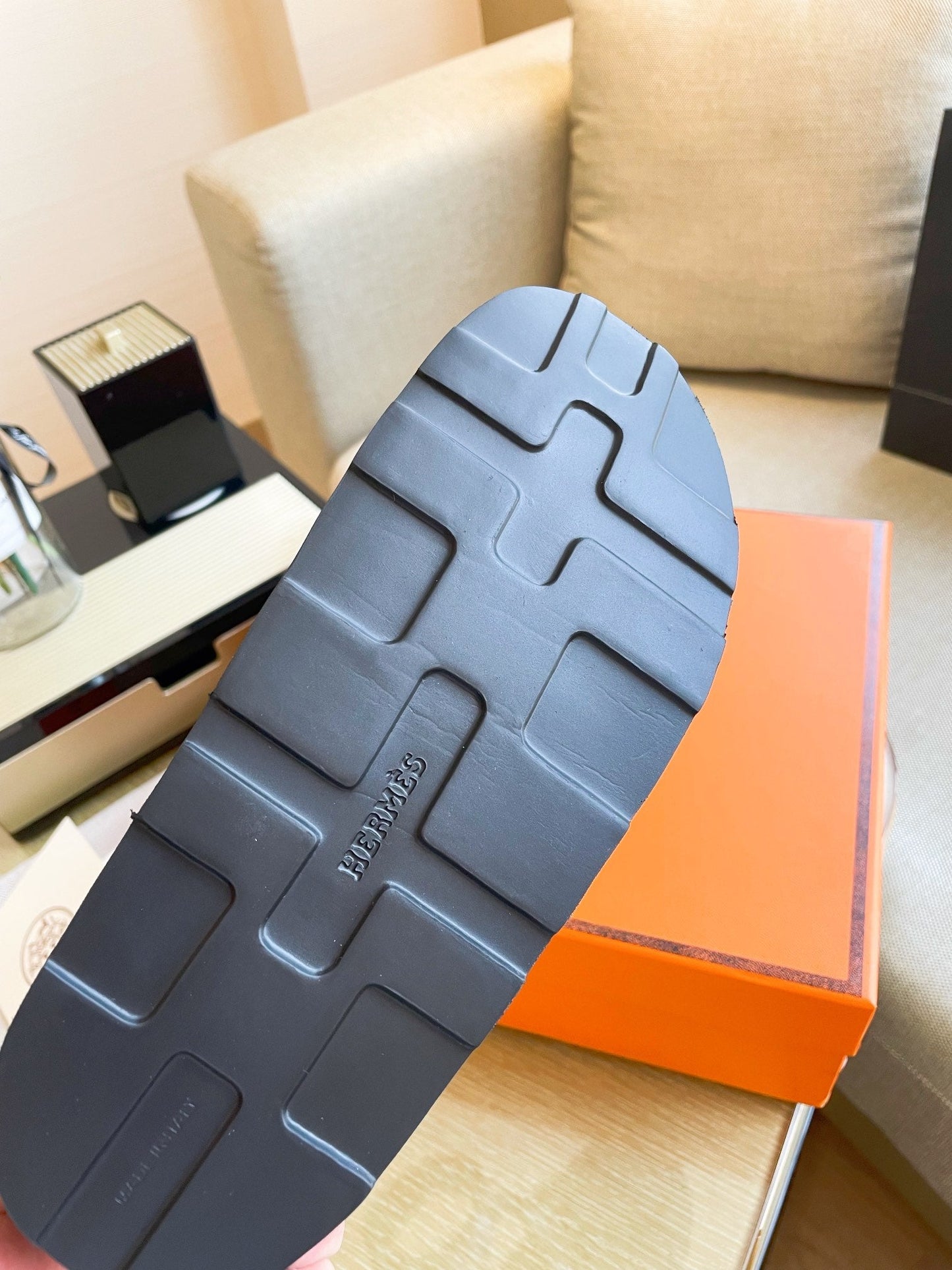 New 1:1 rep HM HIGH HEELS 053