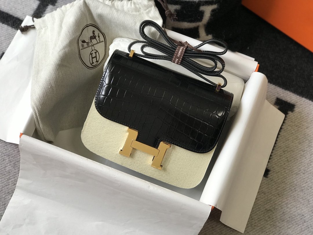 Top Quality Mini ConstanTop Quality Bag Black For Women Gold Color Hardware 7.1in/18cm