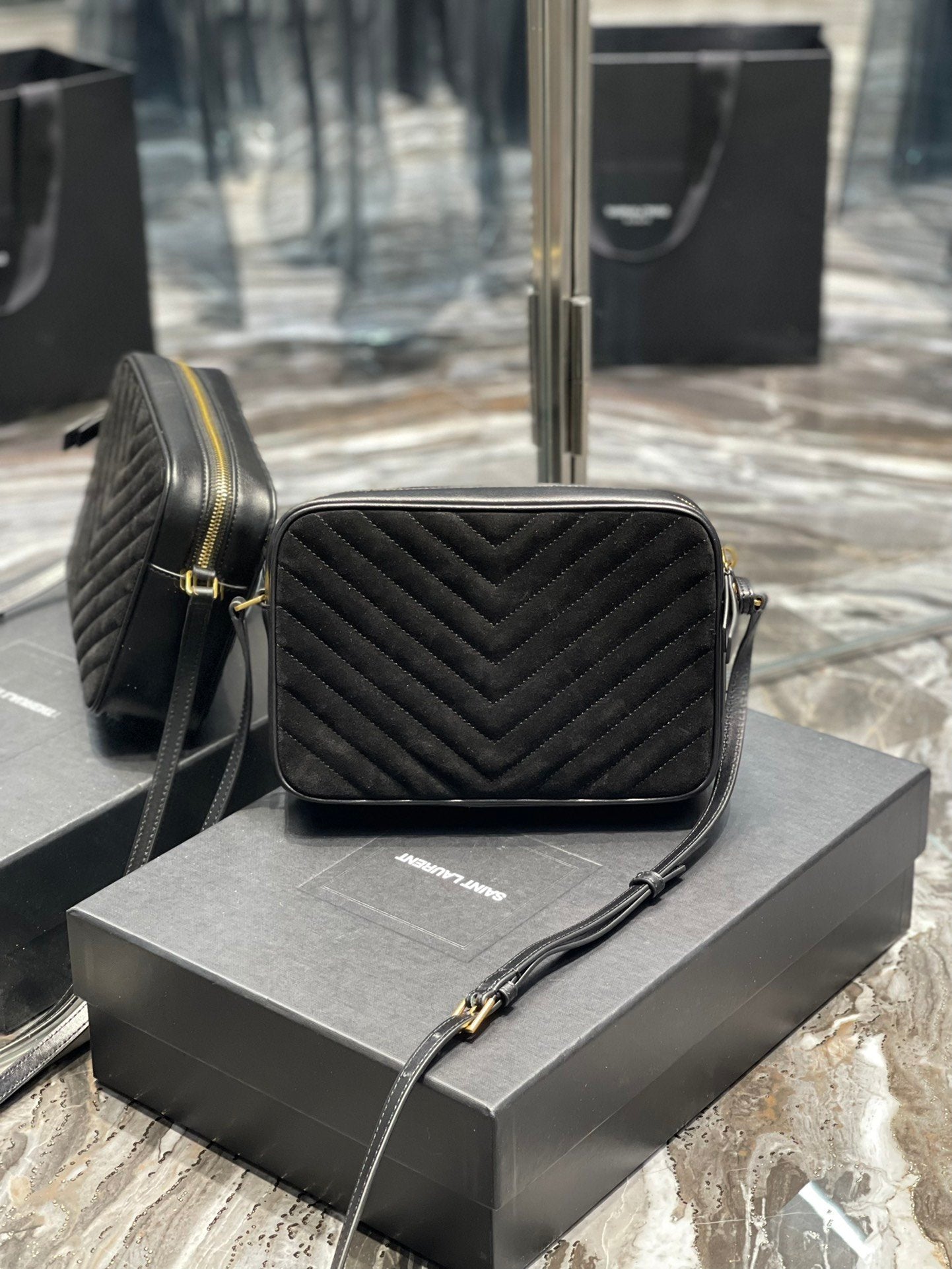 Top Quality Lou Camera Bag Black With Gold Hardware For Women 9in/23cm YSL 612544C4BW71000