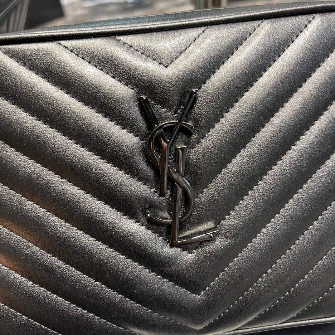 Top Quality Lou Camera Bag Black With Metal Hardware For Women 9in/23cm YSL 612544DV7081000