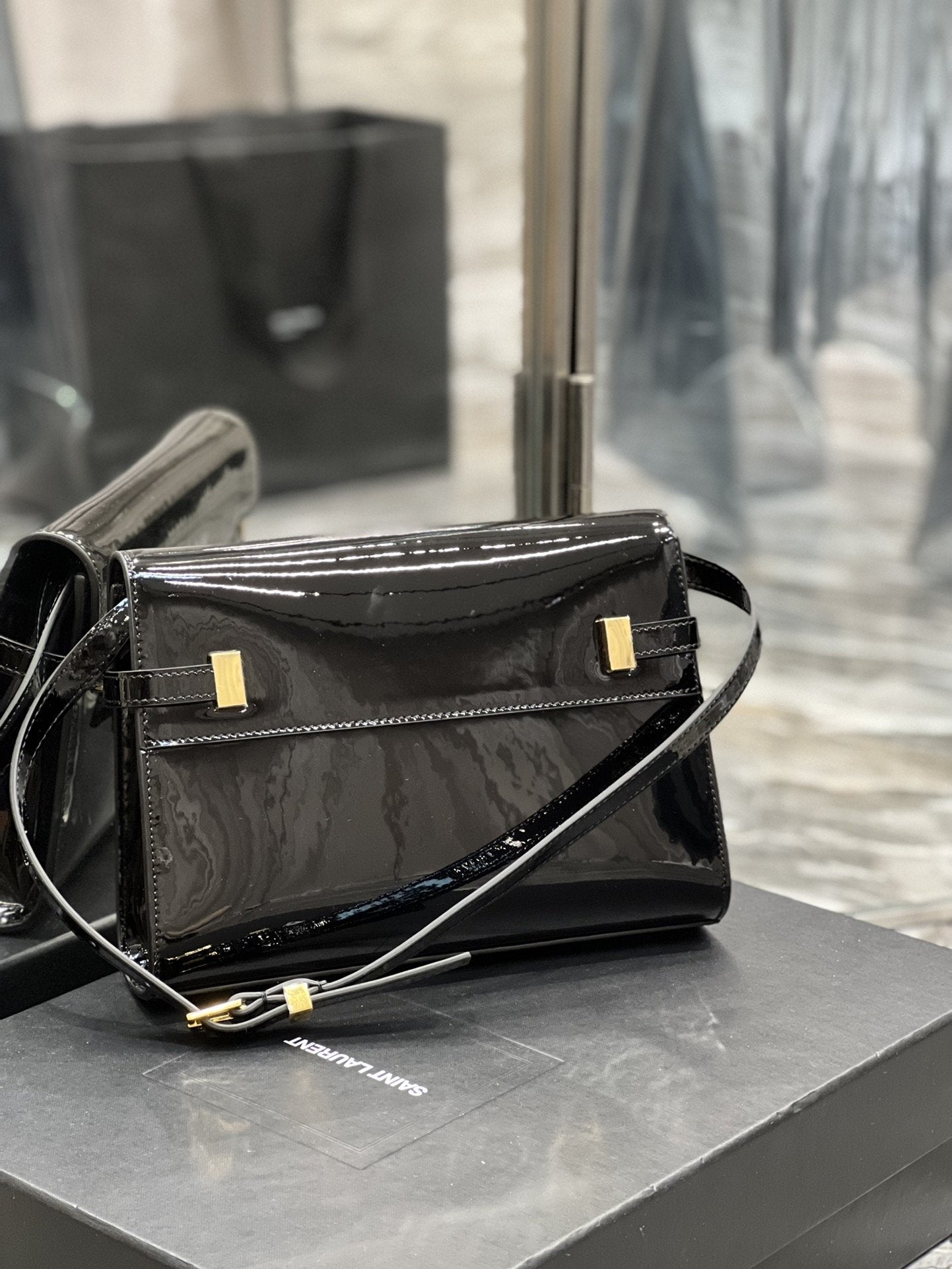 YSSL Manhattan Small Shoulder Bag Black For Women 9in/24cm YSL 675626B870J1000