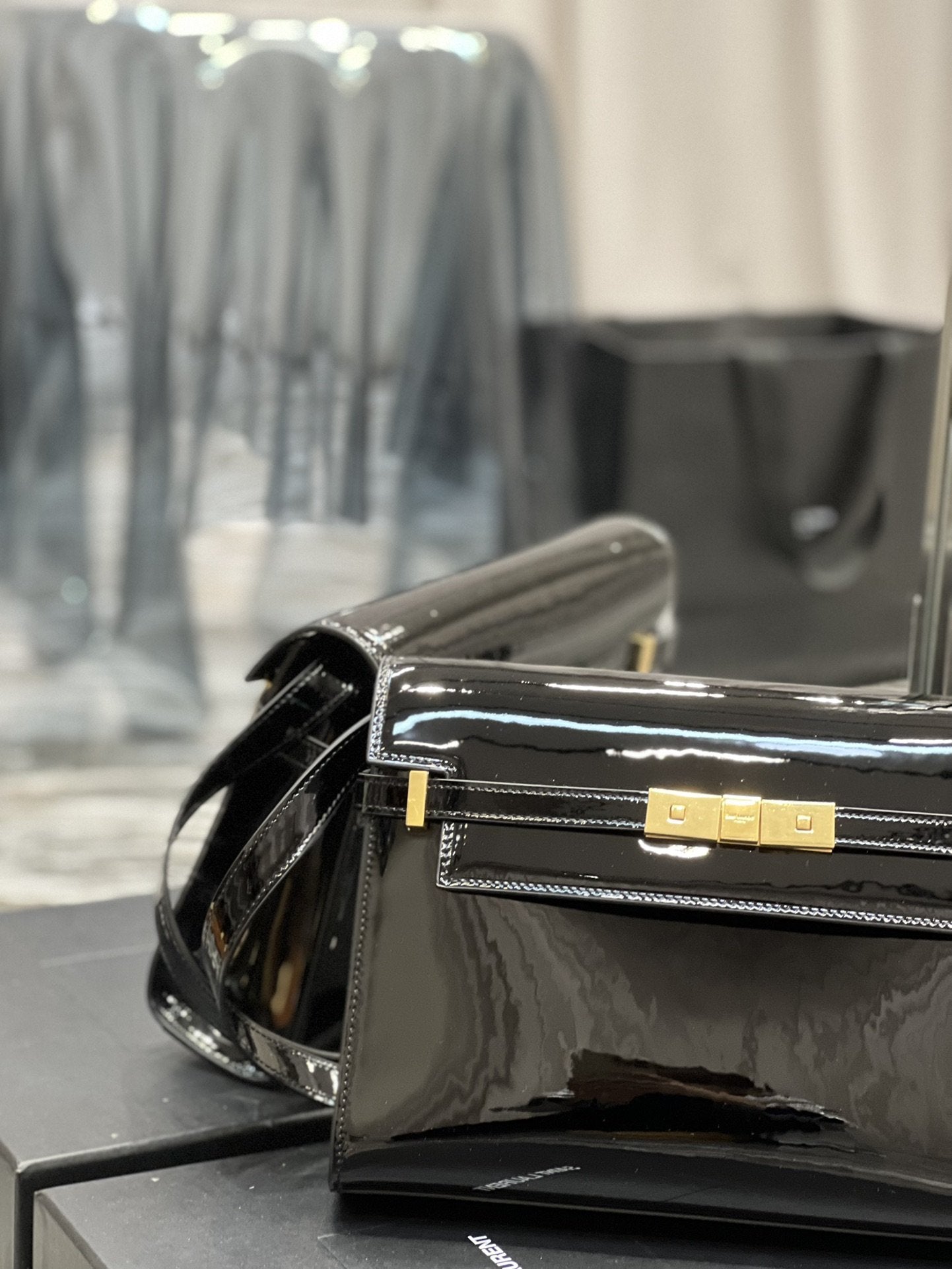 YSSL Manhattan Shoulder Bag Black For Women 11in/29cm YSL