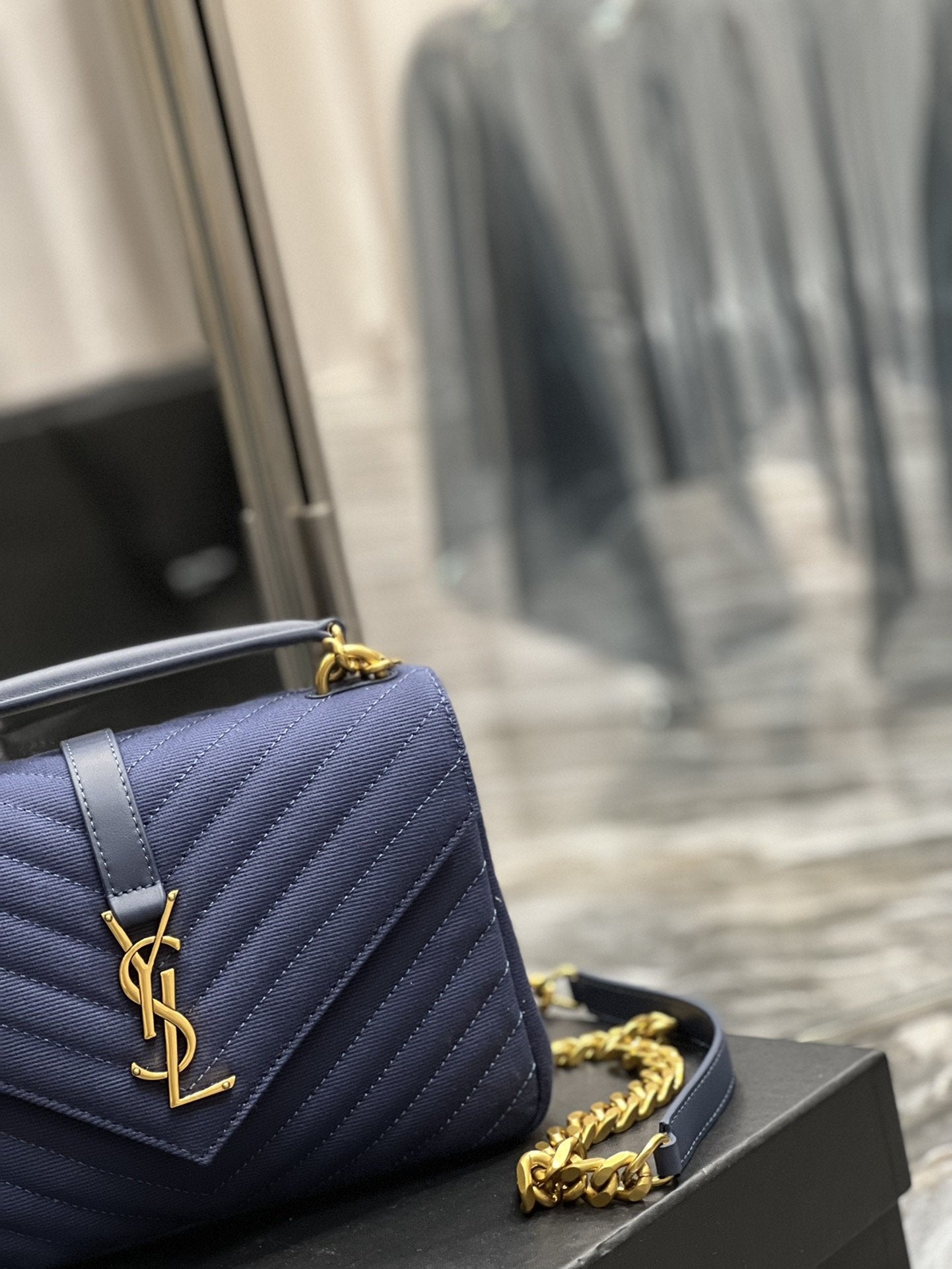 YSSL Envelope Medium Bag Marine In Mix Matelassé Grain De Poudre Embossed Material For Women 9in/24cm YSL 600185BOW914147