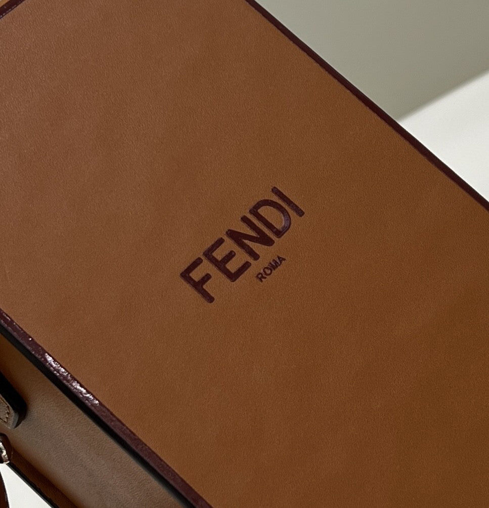 Top QualityTop Quality Vertical Box Brown RM 6,400 Bag For Woman 17cm/6.5in 7VA519AFB3F1DZ9