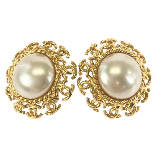 CHANEL Earring plating gold COCO Mark