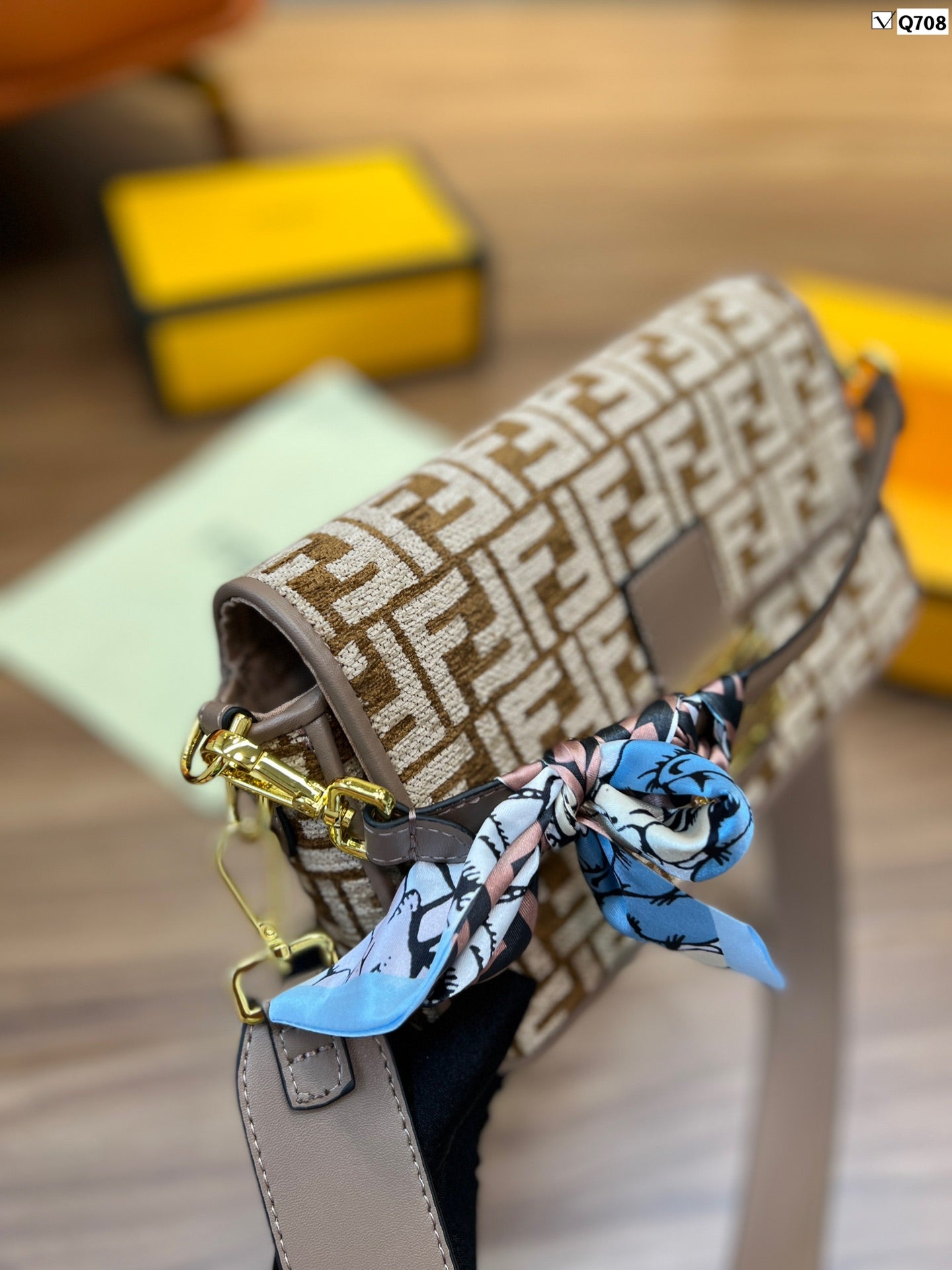 EN - New 1:1 rep Lux Bags FEI 267