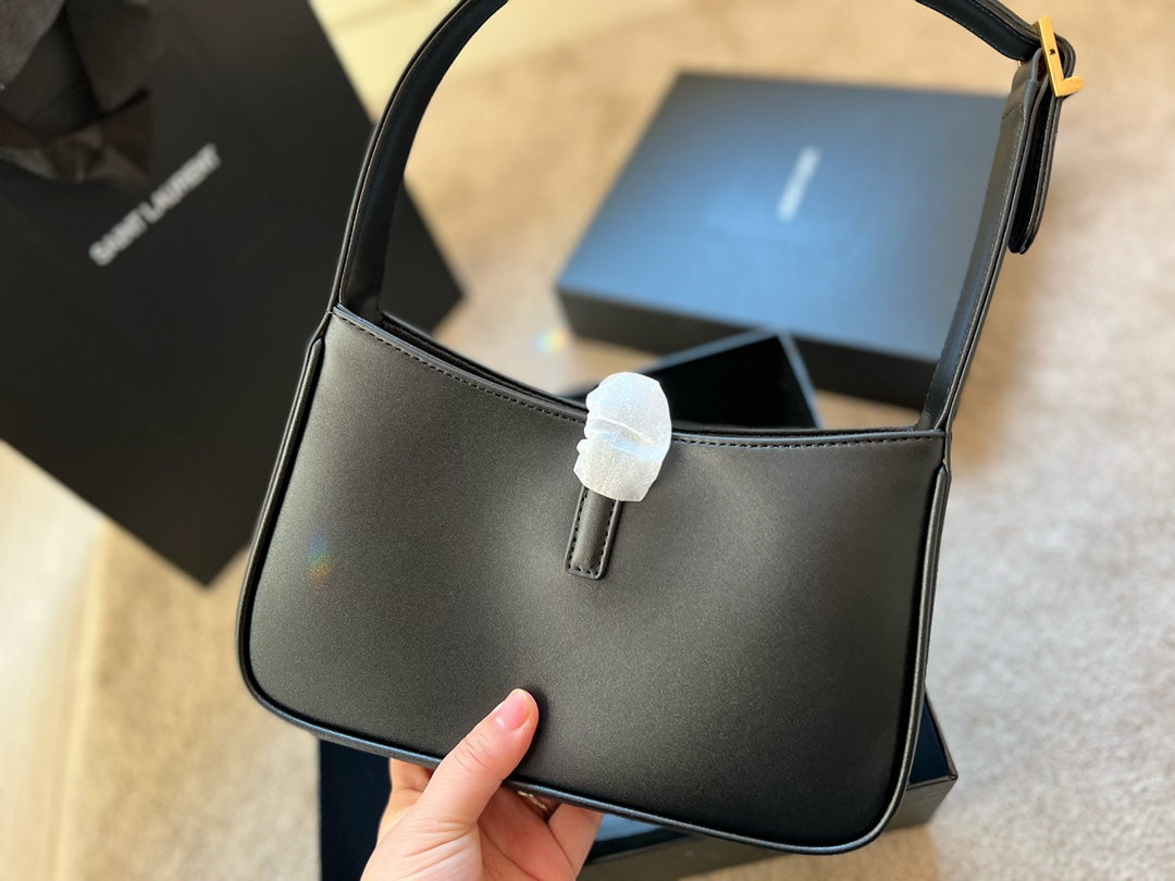 EN - New 1:1 rep  Bags SLY 220