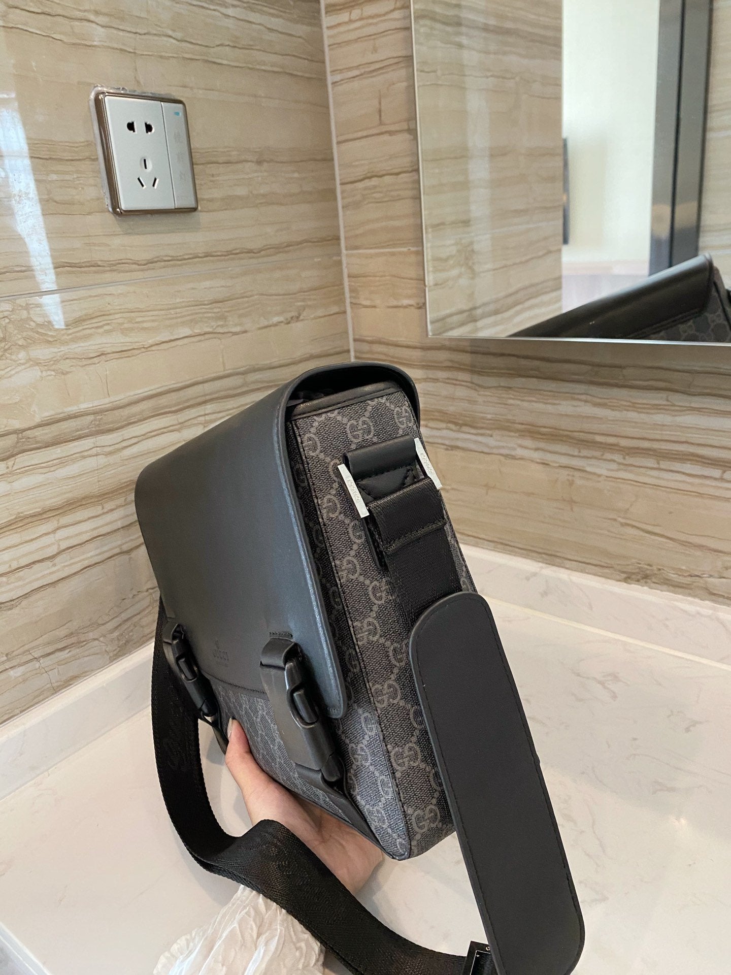EN - New 1:1 rep  Bags GCI 214