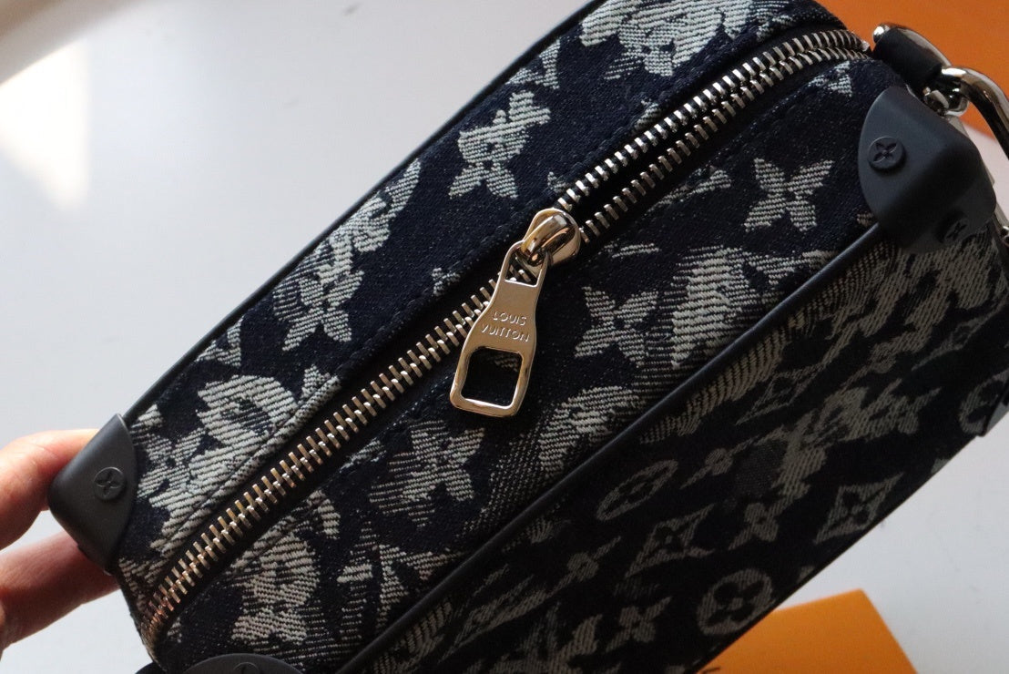 Top Quality Mini Soft Trunk Monogram Tapestry Canvas By Virgil Abloh For Women, WoBags, Shoulder And Crossbody Bags 7.3in/18.5cm Top Quality M80033