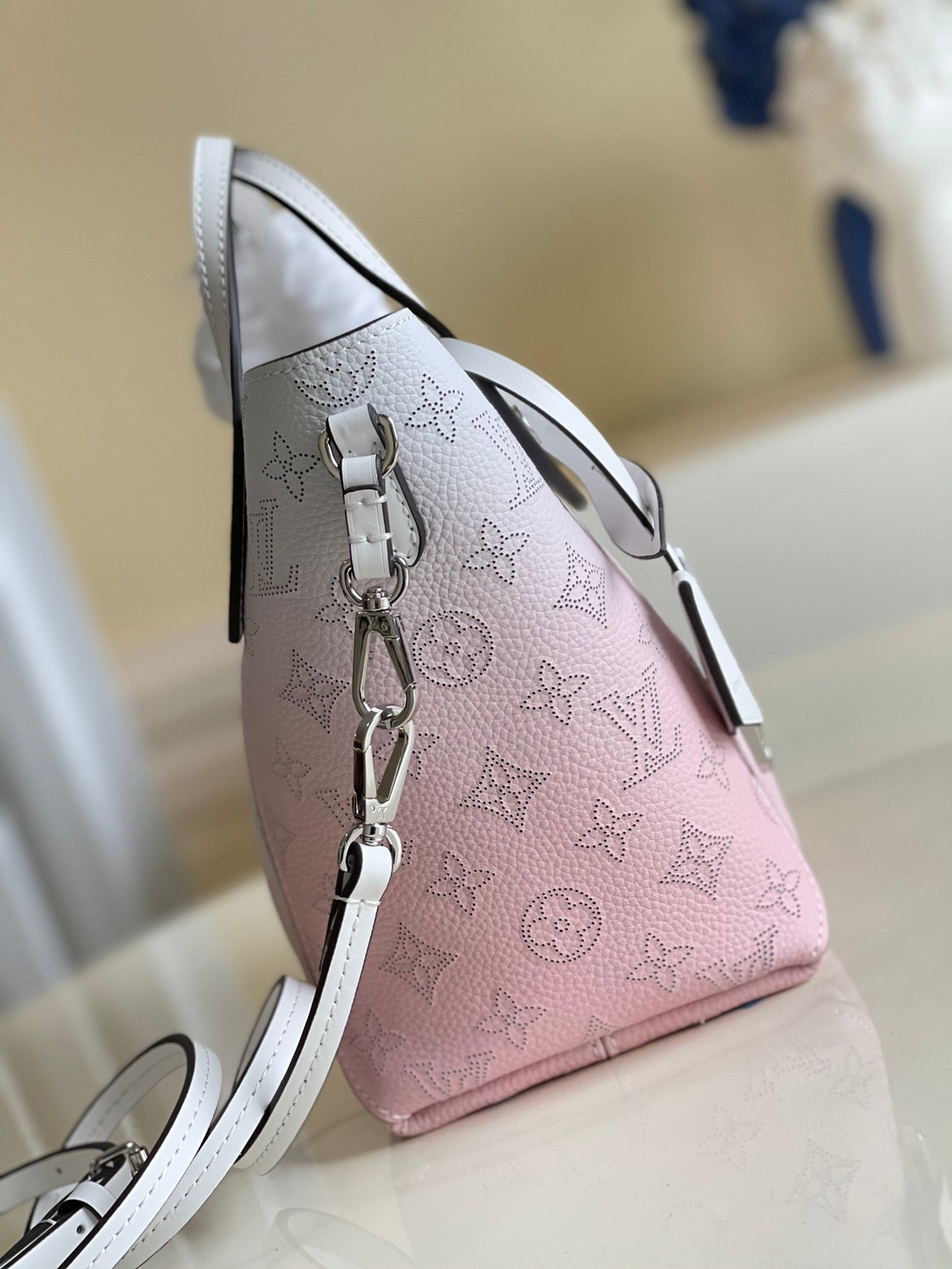 Top Quality Hina PM Bucket Bag GraTop Qualityent Pink For Women,  Shoulder And Crossbody Bags 9in/23cm Top Quality M57858