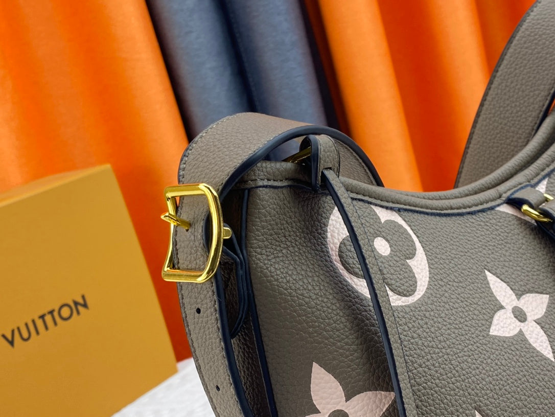 EN - New 1:1 rep Bag LUV 628