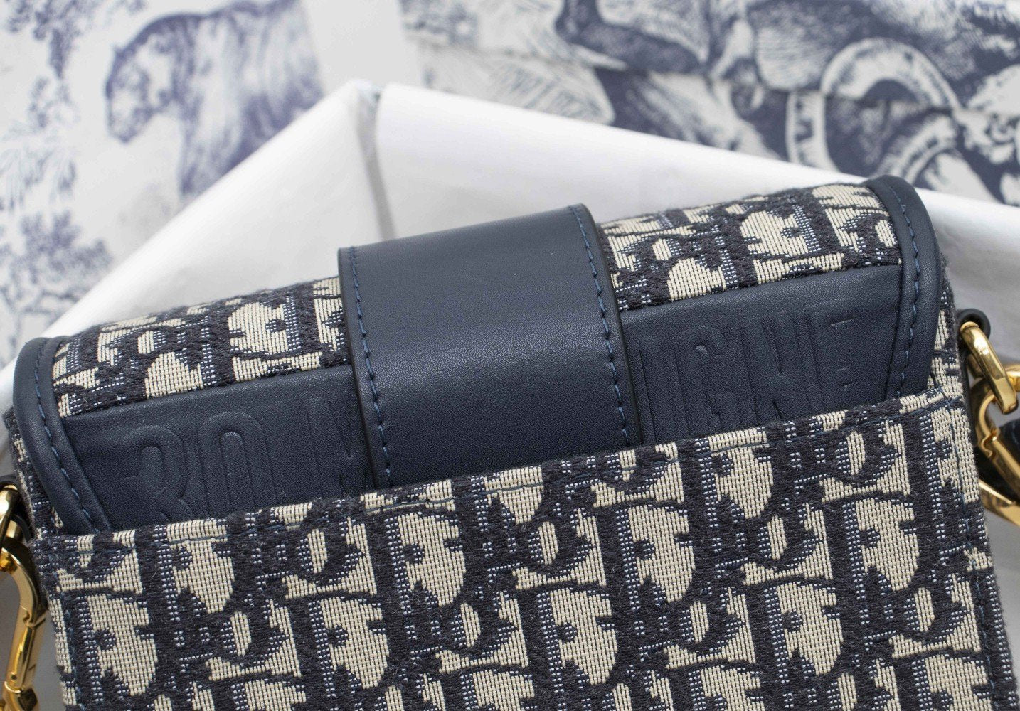 EN - New 1:1 rep  Bags DIR 242