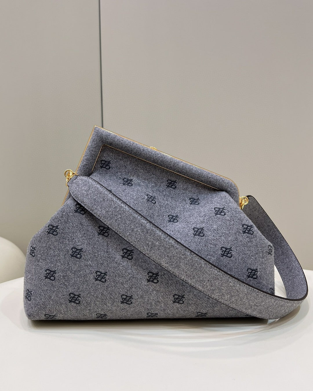 Top QualityTop Quality Top QualityTop Qualityrst Medium Blue Bag For Woman 32cm/12.5in