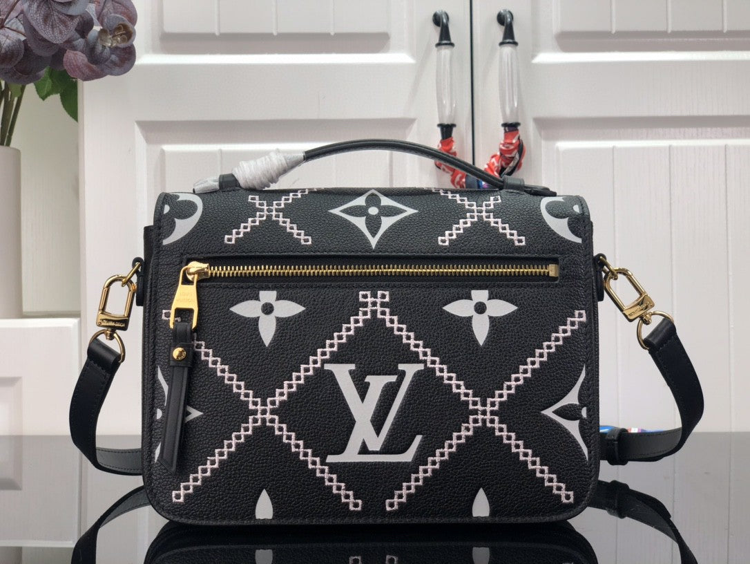 Top Quality Pochette Metis Monogram Empreinte Black For Spring,  Shoulder And Crossbody Bags 9.8in/25cm Top Quality M46028