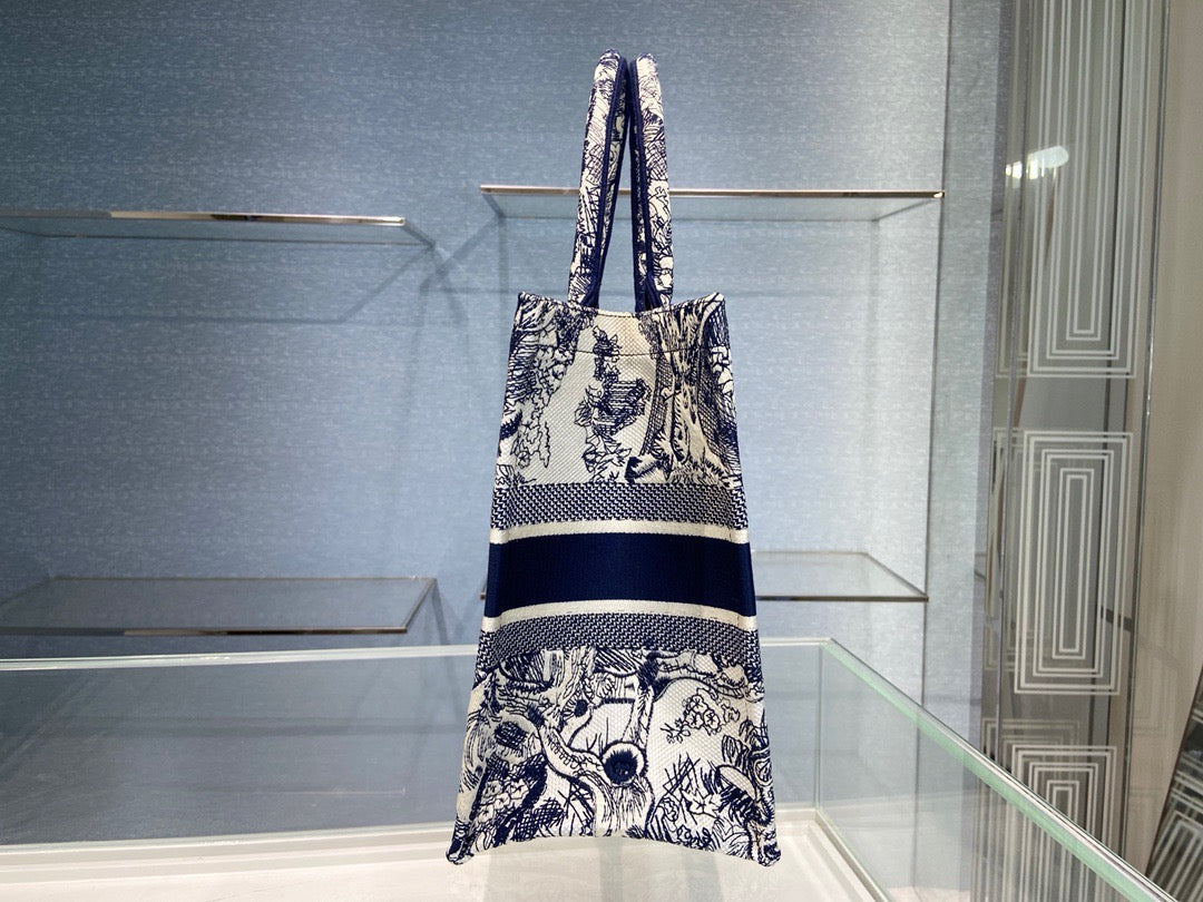 Top Quality MeTop Qualityum Book Tote Blue, For Women, Womens Handbags 14in/36cm CD M1296ZTDT_M808