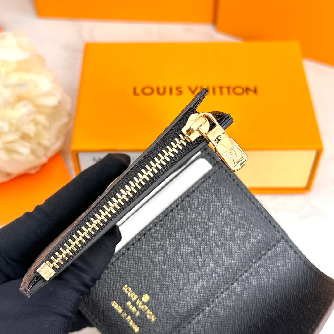 EN - New 1:1 rep  Wallet LUV 137