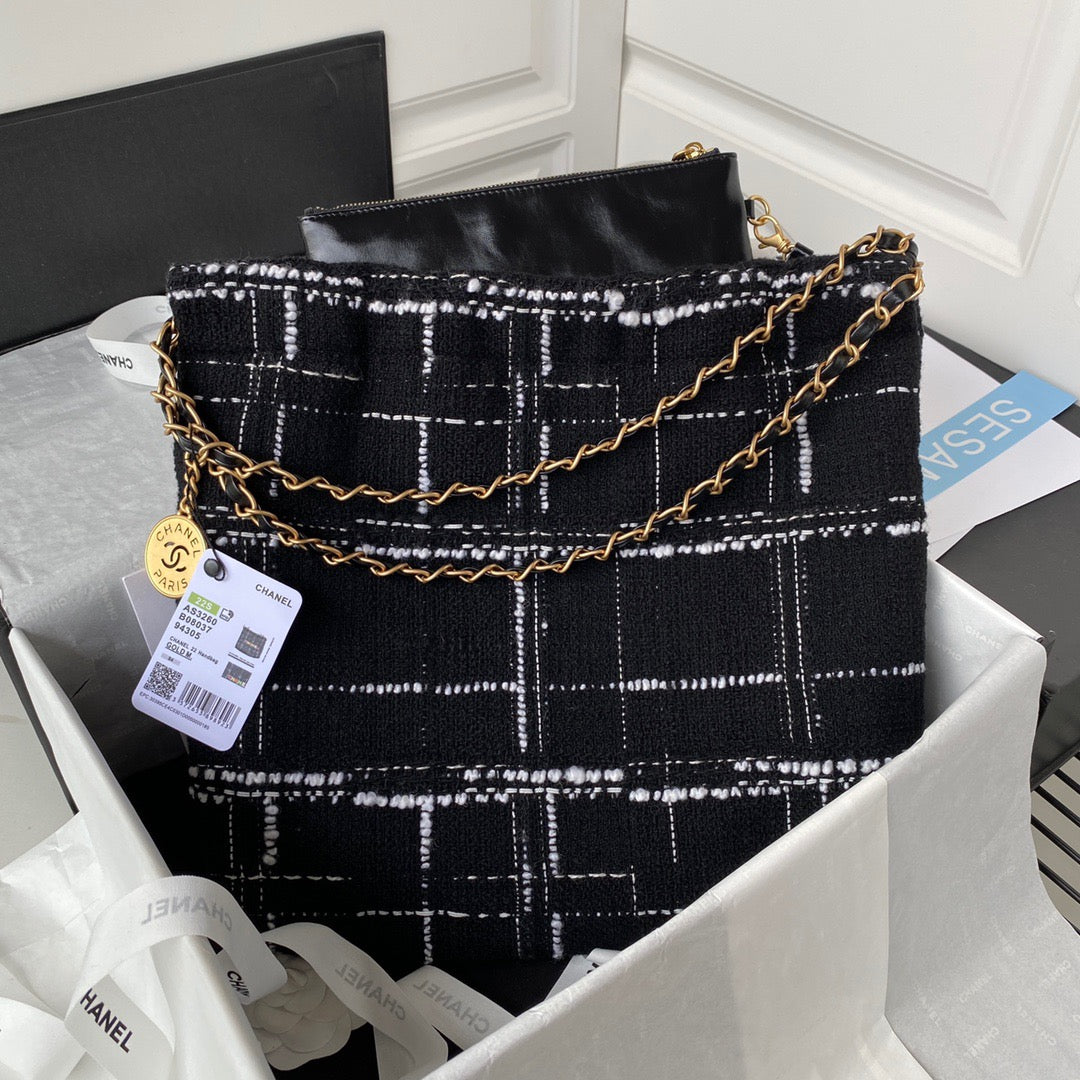 CHL 22 Handbag Gold Hardware Black For Women, Women’s Handbags, Shoulder Bags 14in/36cm AS3262