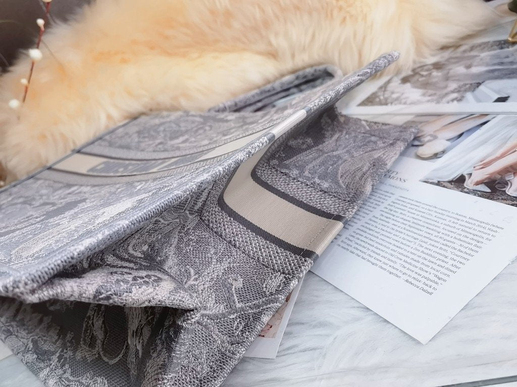 Top Quality Large Book Tote White Multicolor, For Women, Womens Handbags 16.5in/42cm CD