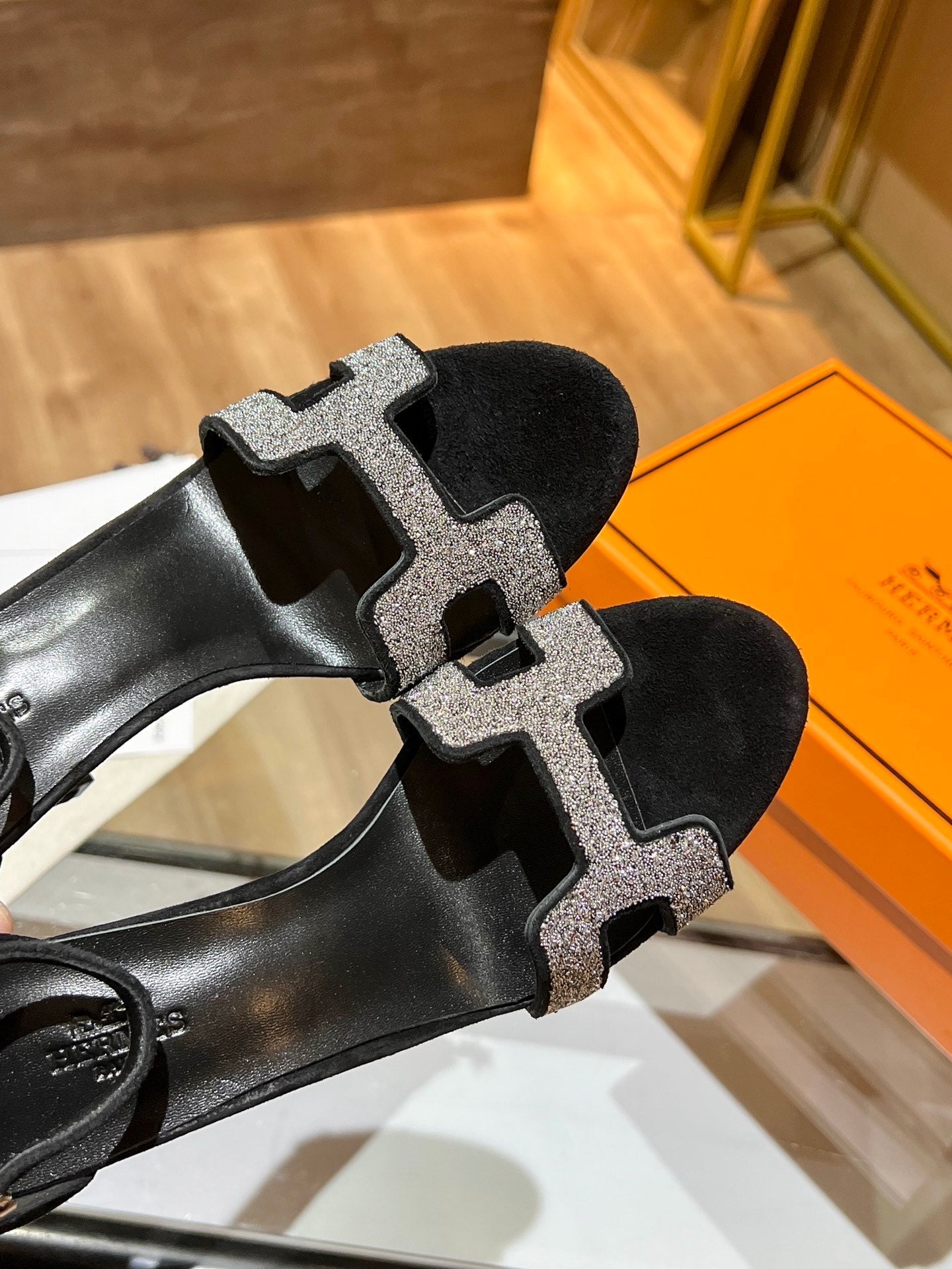 New 1:1 rep HM HIGH HEELS 027