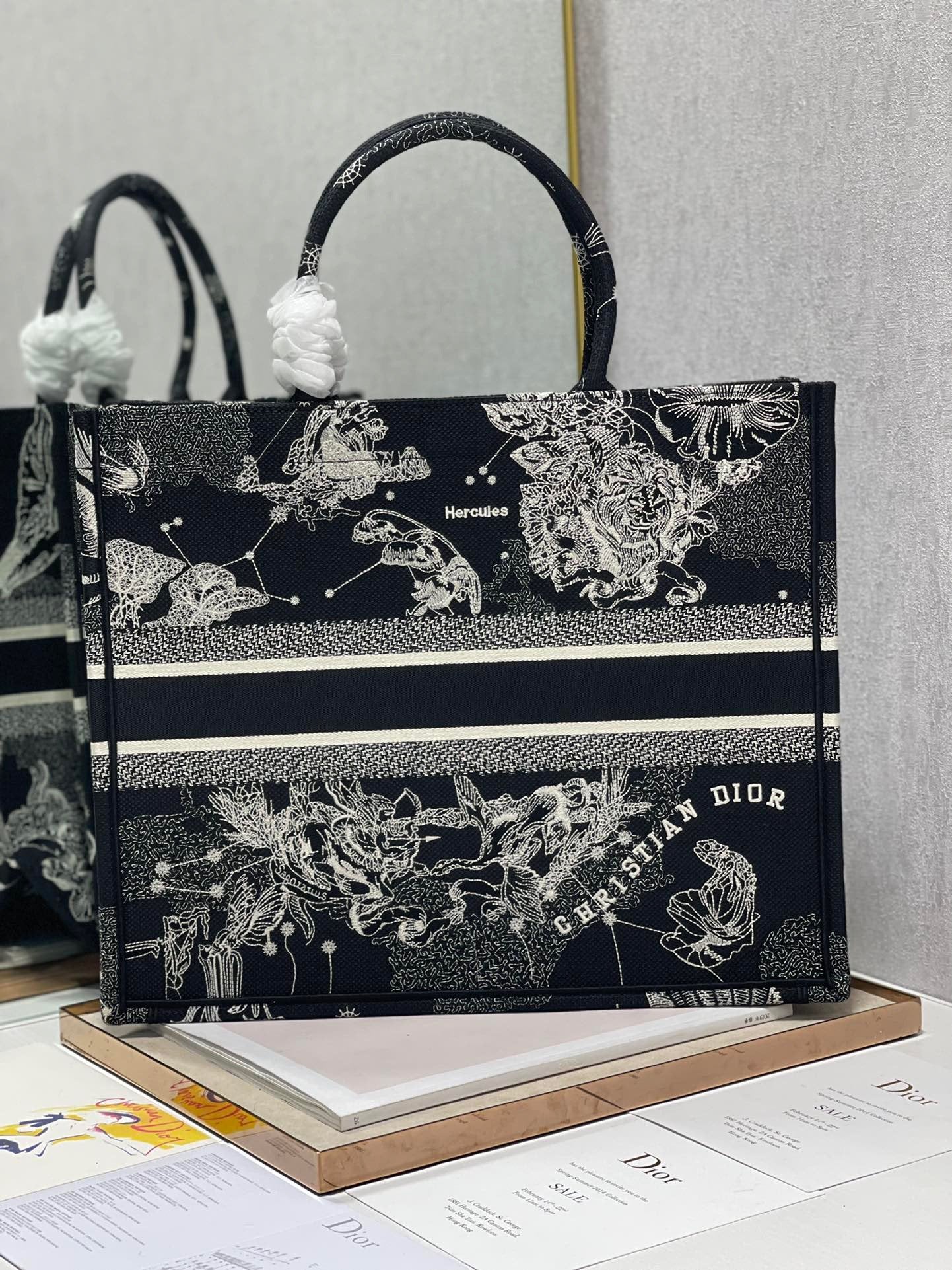 Top Quality Large Book Tote Black And White, For Women, Womens Handbags 16.5in/42cm CD