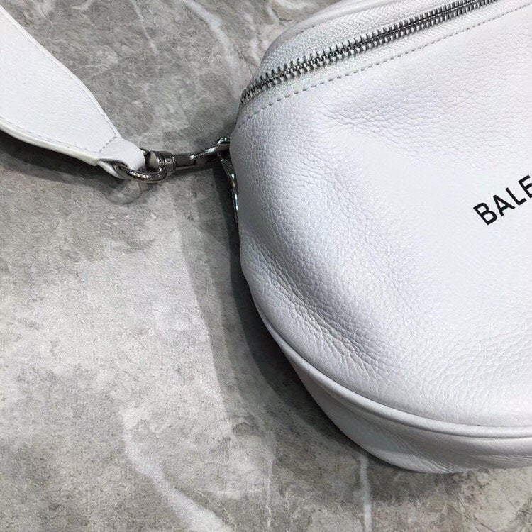 Top Quality Sling Bag In White, For Women,  Bags 9.1in/23cm