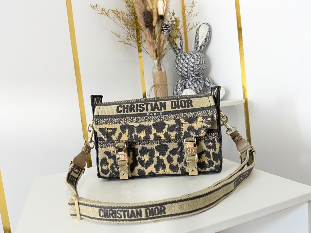 EN - New 1:1 rep Lux Bags DIR 335