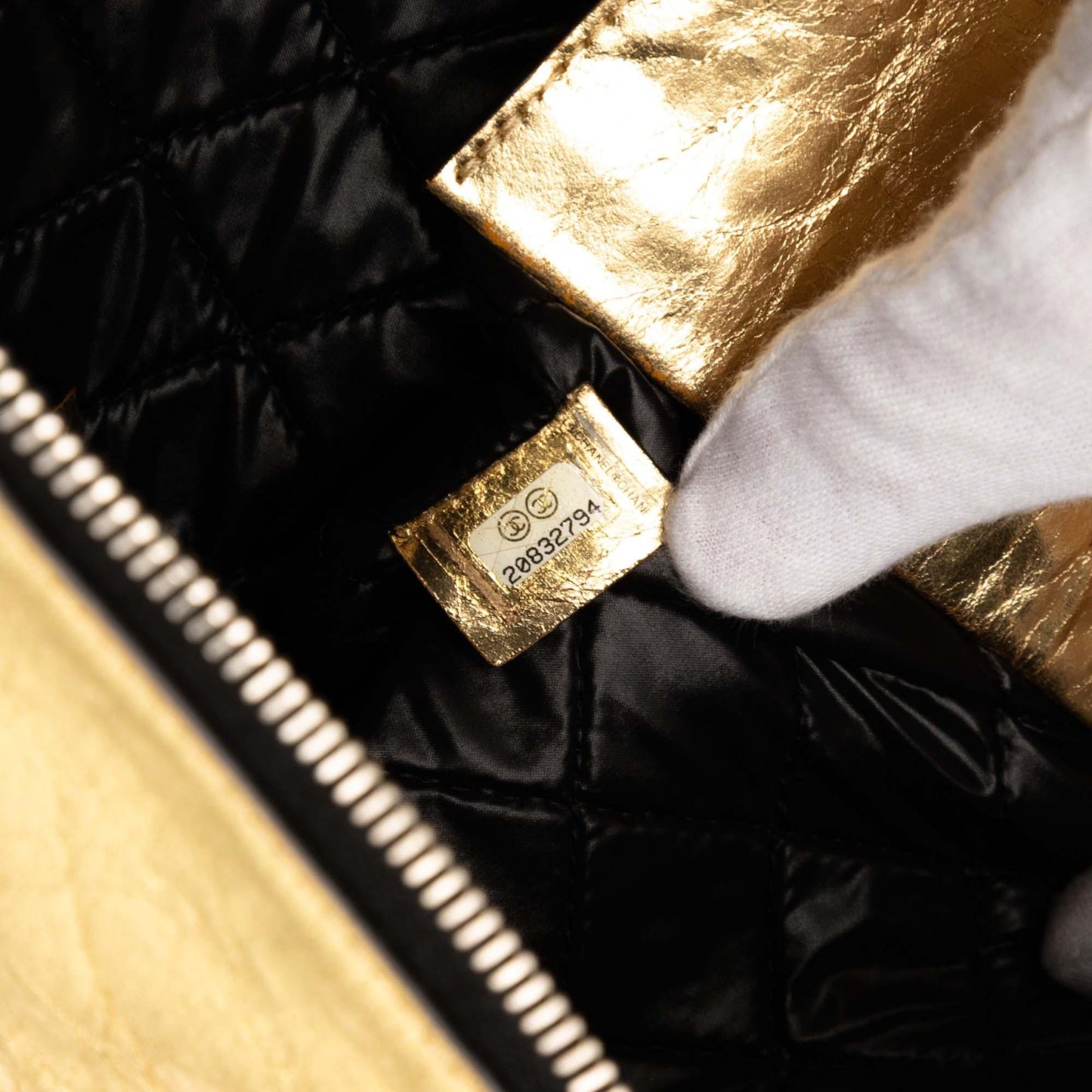 Gold Chanel Metallic Crinkled Calfskin Feministe Mais Feminine Pouch Clutch Bag
