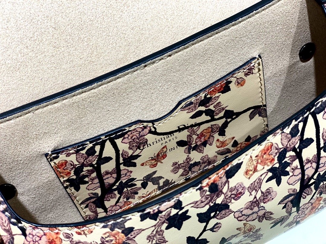 Top Quality Bobby East-West Bag Beige, For Women, Womens Handbags 8.5in/21cm CD