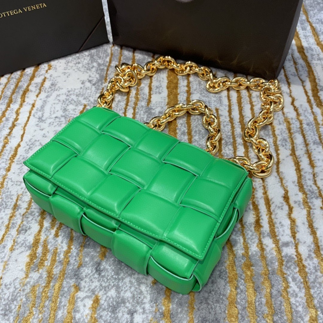 Top Quality Chain Cassette Bag For Women 10.2in/26cm In Green 631421VBWZ03722