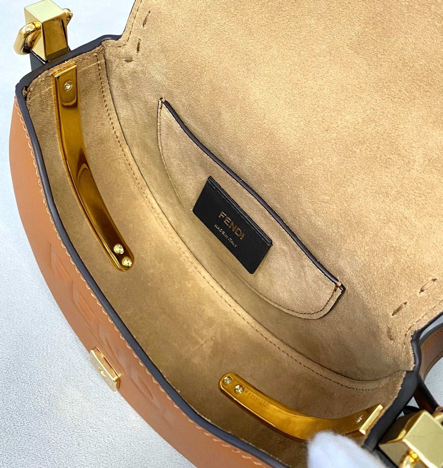 EN - New 1:1 rep  Bags FEI 057