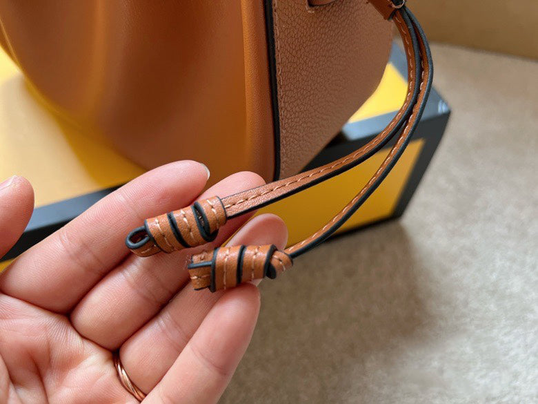 EN - New 1:1 rep  Bags FEI 247