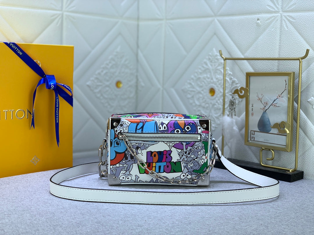EN - New 1:1 rep Bag LUV 646