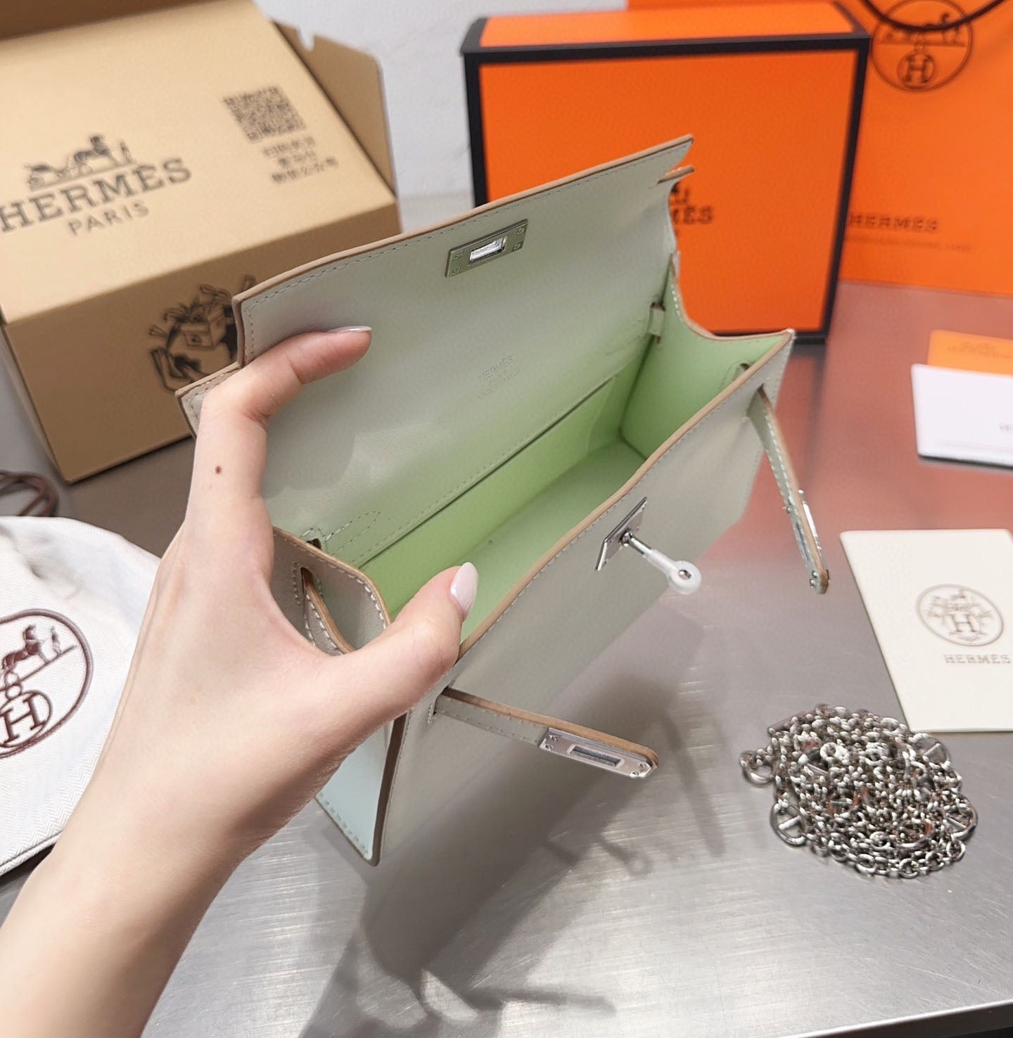 EN - New 1:1 rep  Bags HM 139
