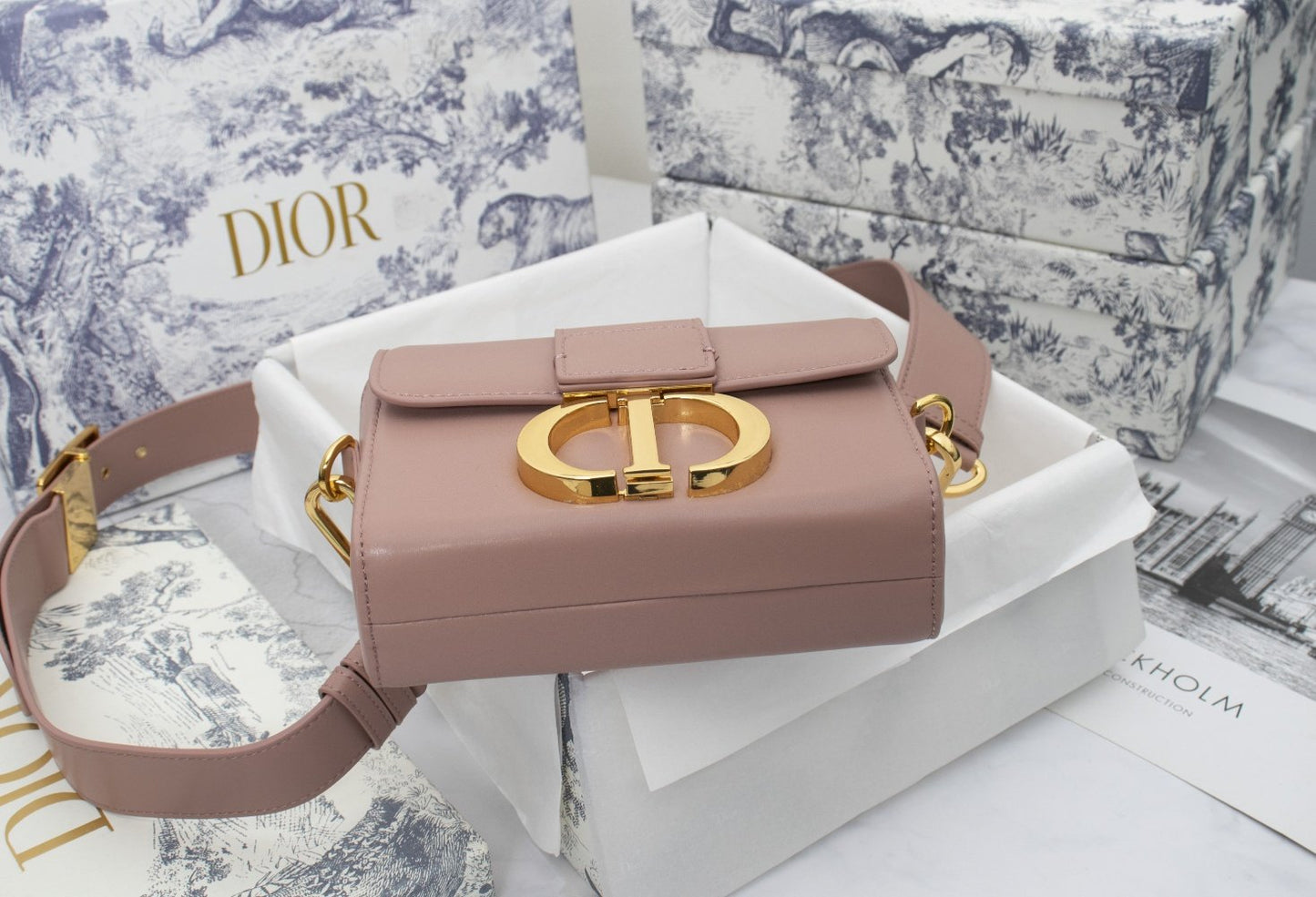 EN - New 1:1 rep  Bags DIR 240