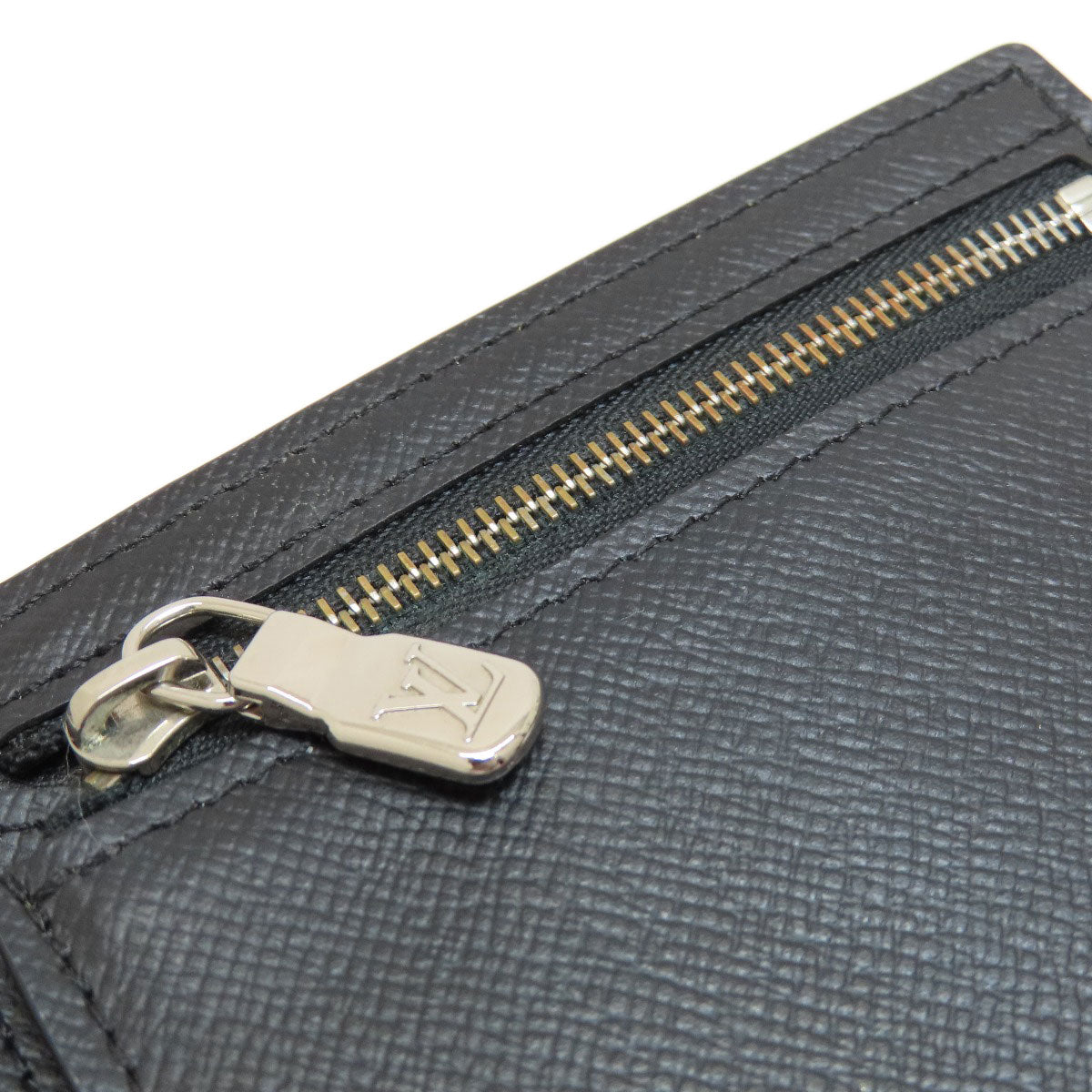 LOUIS VUITTON Bifold Wallet M62045 Taiga Leather black Portefeuille Amerigo NM mens  d