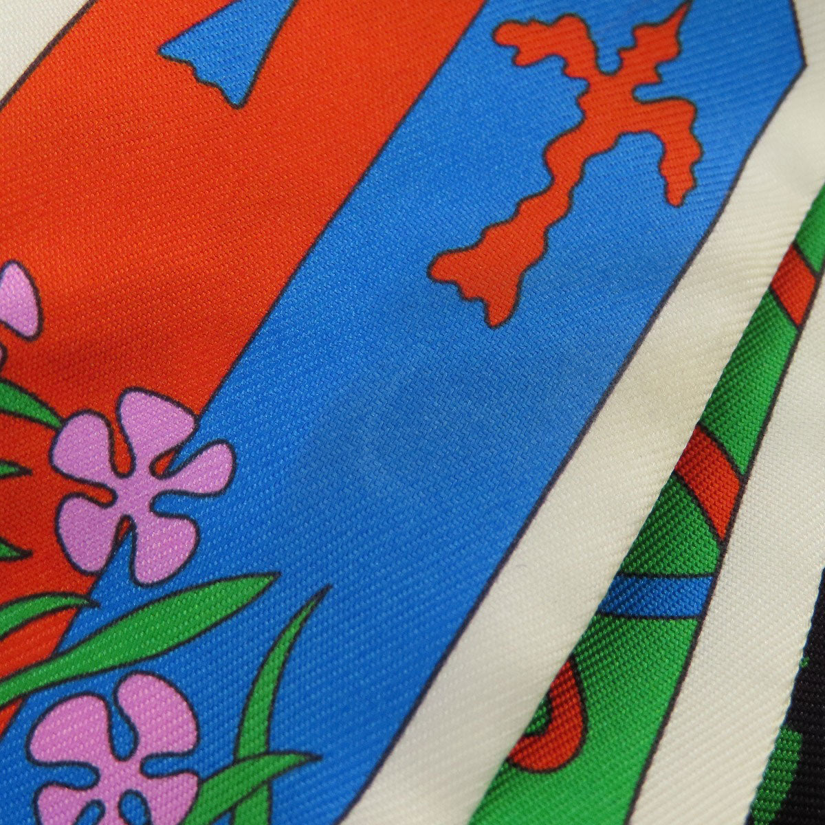 HERMES scarf silk white Twilly Women  d